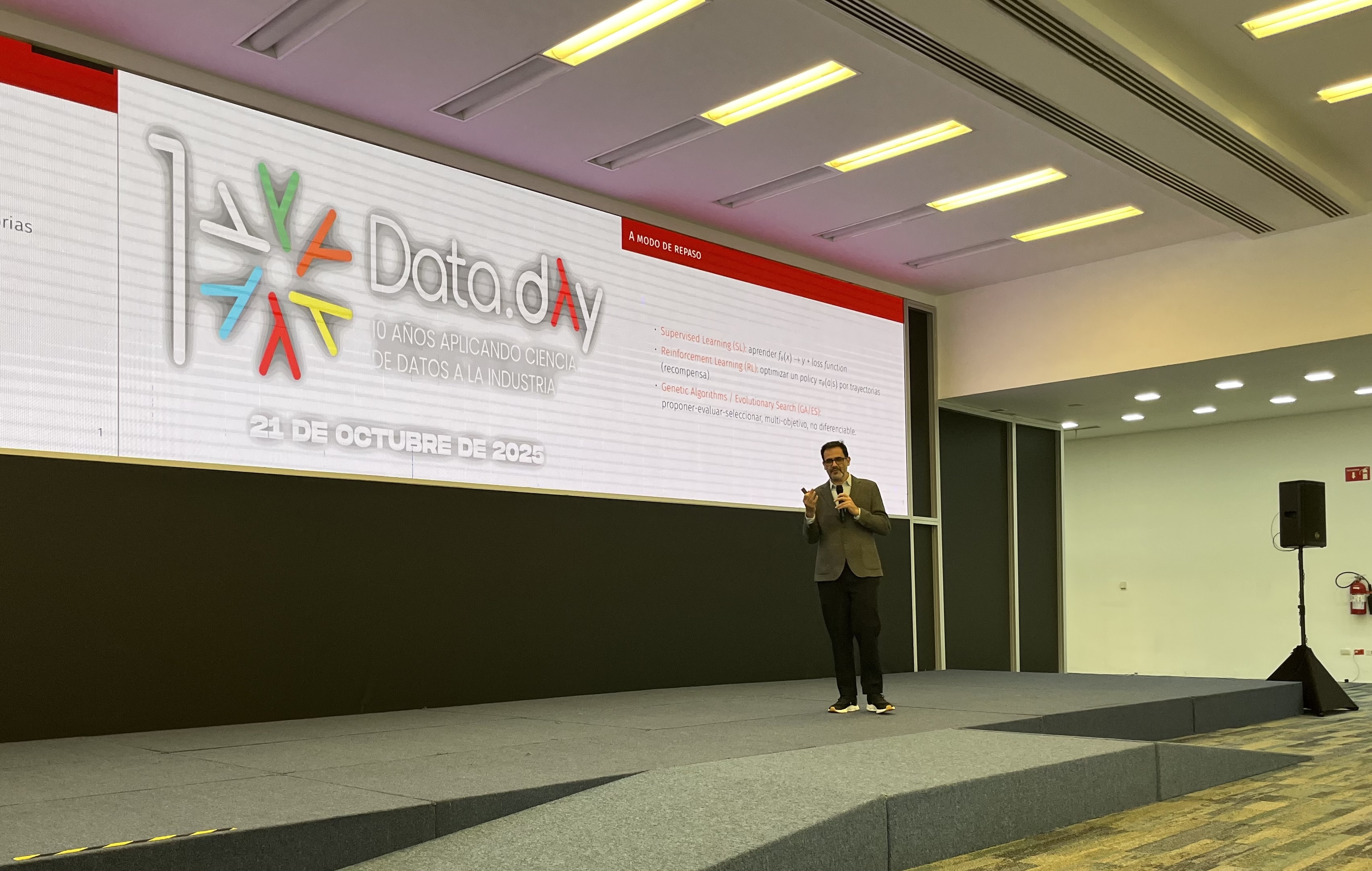 Adolfo en Data Day