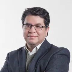 Alejandro Diaz Dominguez