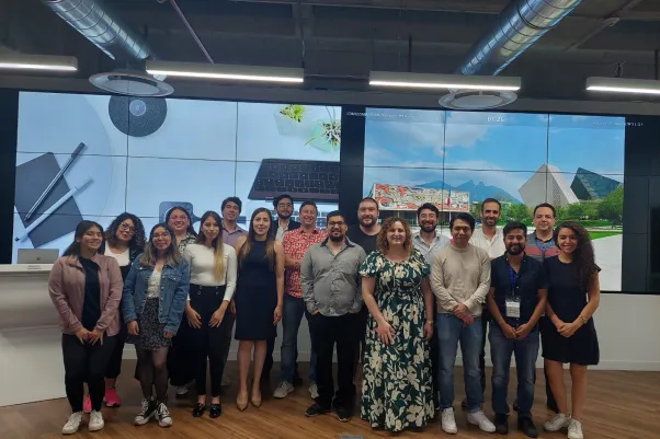 Foto grupal curso de visualización