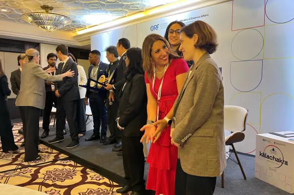 Ileana del Castillo junto con su equipo en Raisina Dialogue 2025