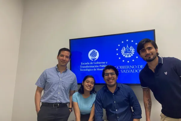 Estudiantes de la EGobiernoyTP  realizan pasantía internacional en la Casa Presidencial de El Salvador